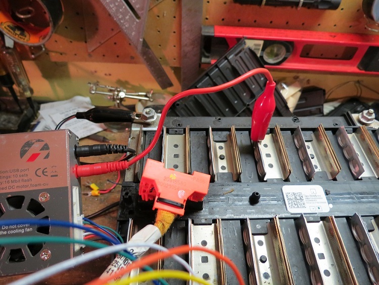 Connection of main leads to Side 1